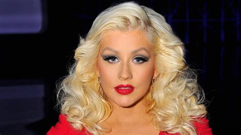 Christina Aguilera looks back on dramatic image makeover with。